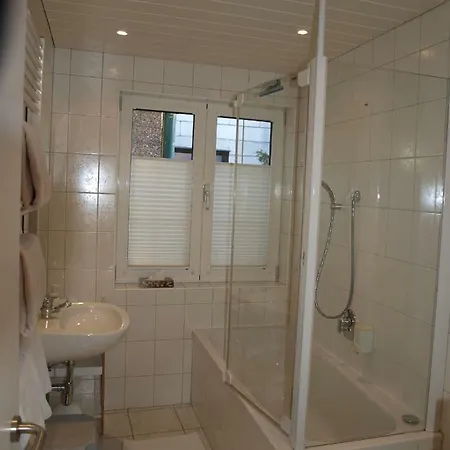 Appartement Ruhiges, Familienfreundliches Haus Mit Garten Nahe Wien *